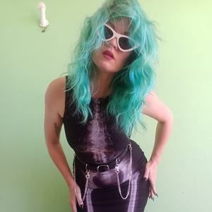 Meet your Posher, Lulu